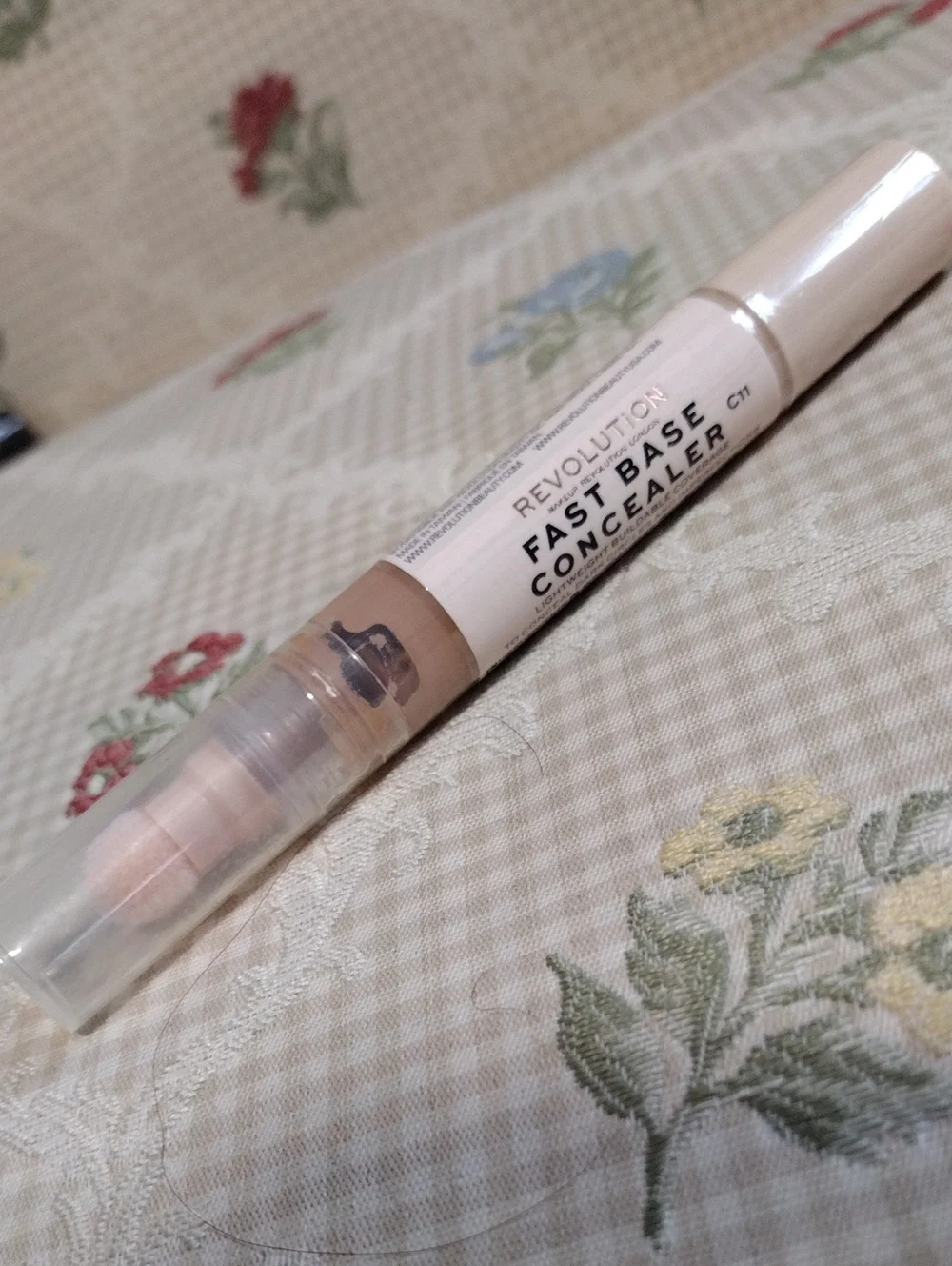 Revolution Fast Base Concealer C11 Neutral Beige with Built-In Applicator